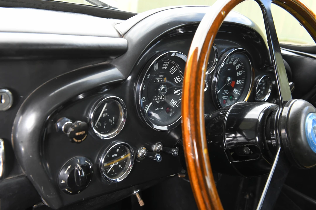 1969 Aston Martin DB6 - Image 5 of 31