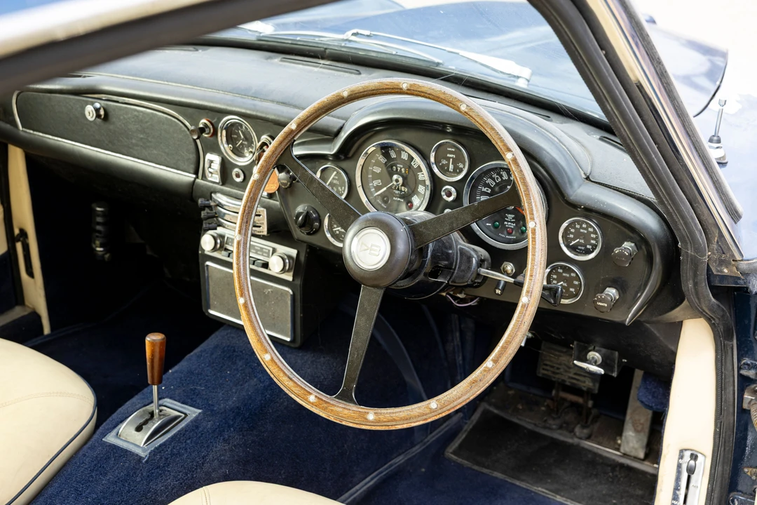 1969 Aston Martin DB6 - Image 9 of 24