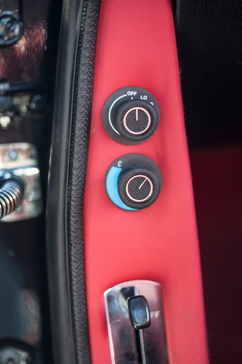 1969 Aston Martin DB6 - Image 23 of 23