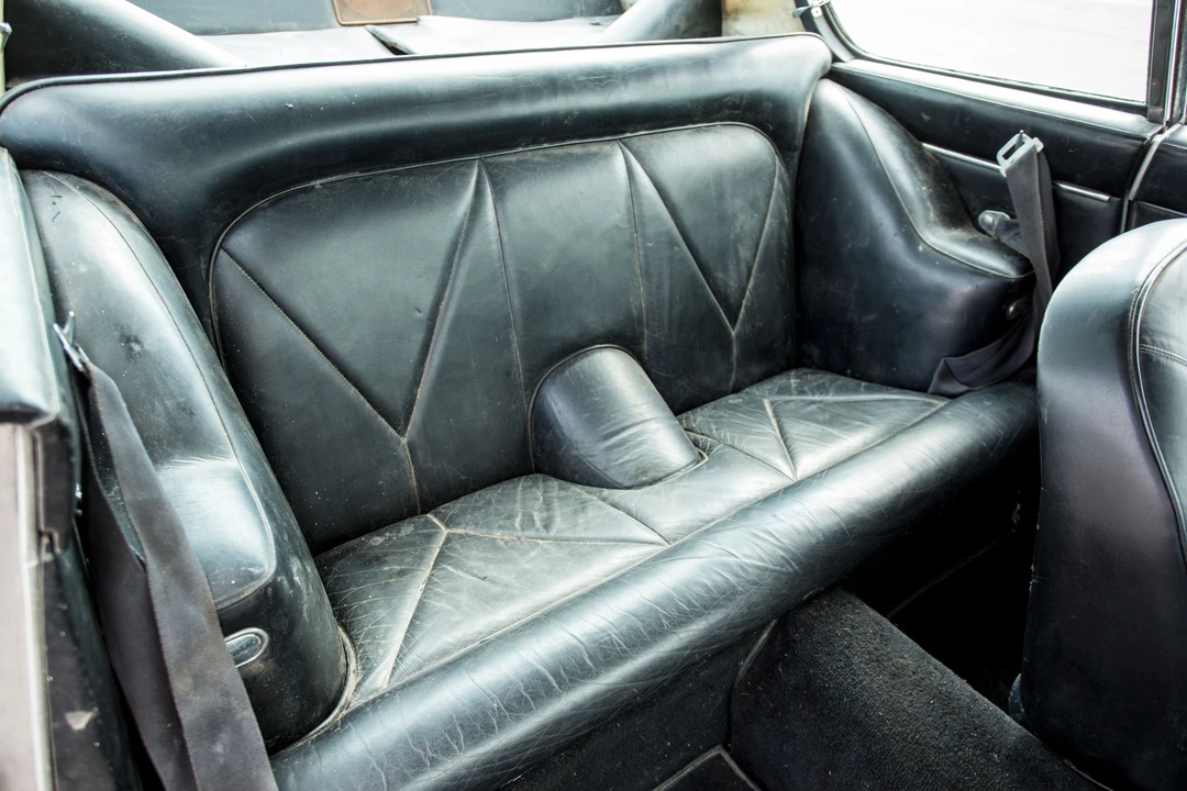 1969 Aston Martin DB6 Vantage - Image 17 of 27