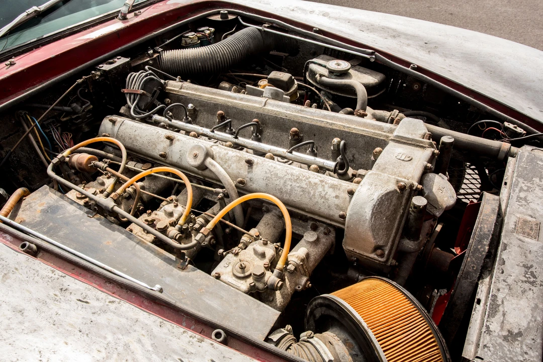 1969 Aston Martin DB6 Vantage - Image 15 of 27