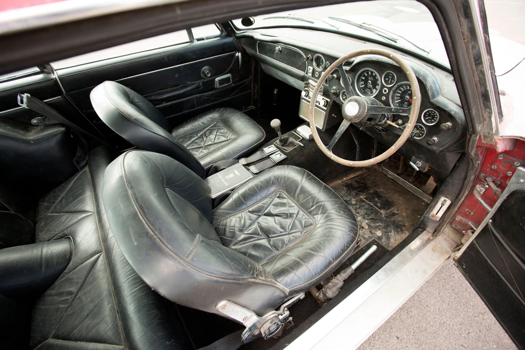 1969 Aston Martin DB6 Vantage - Image 20 of 27
