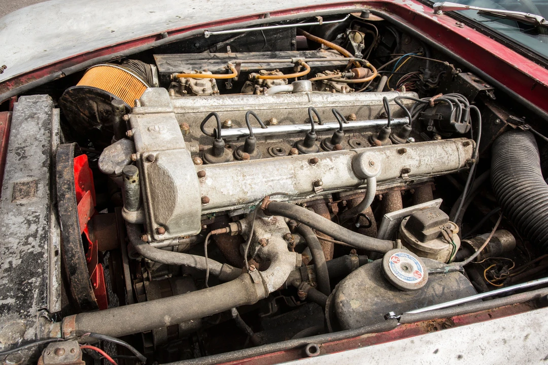 1969 Aston Martin DB6 Vantage - Image 14 of 27