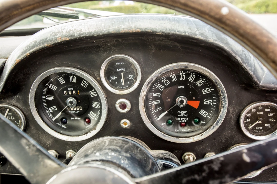 1969 Aston Martin DB6 Vantage - Image 23 of 27