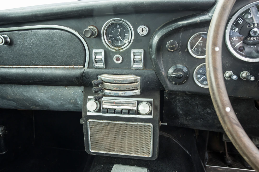 1969 Aston Martin DB6 Vantage - Image 22 of 27