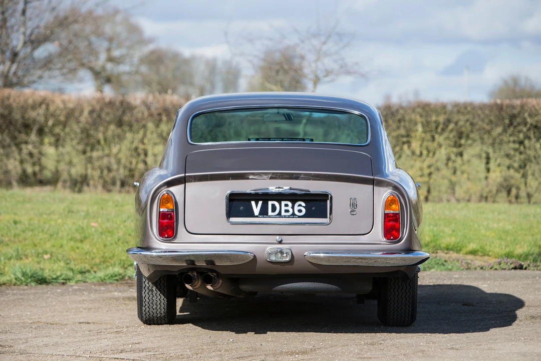 1969 Aston Martin DB6 Vantage - Image 12 of 21