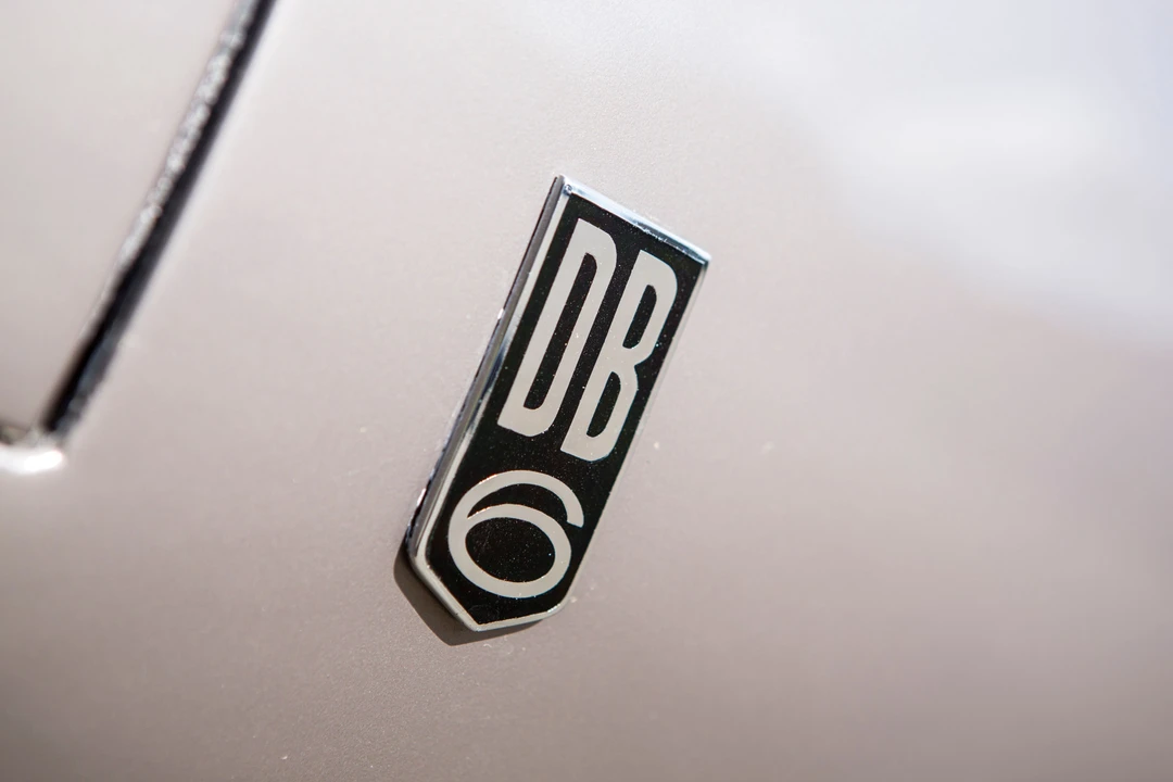 1969 Aston Martin DB6 Vantage - Image 4 of 21