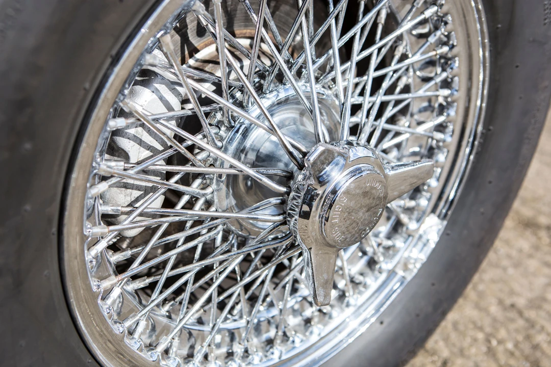 1969 Aston Martin DB6 Vantage - Image 3 of 21