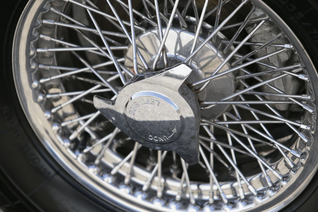 1969 Aston Martin DB6 - Image 18 of 31