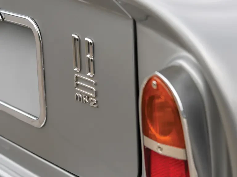 1969 Aston Martin DB6 Vantage - Image 8 of 27