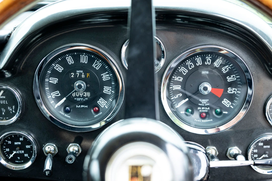 1969 Aston Martin DB6 - Image 29 of 31