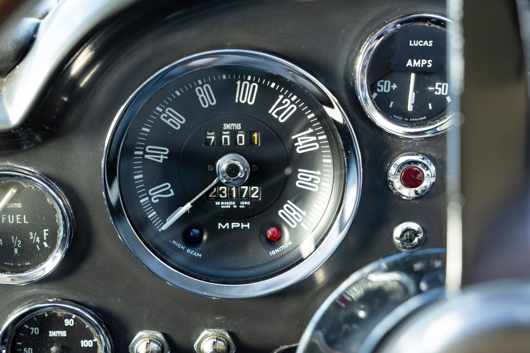 1969 Aston Martin DB6 - Image 25 of 31