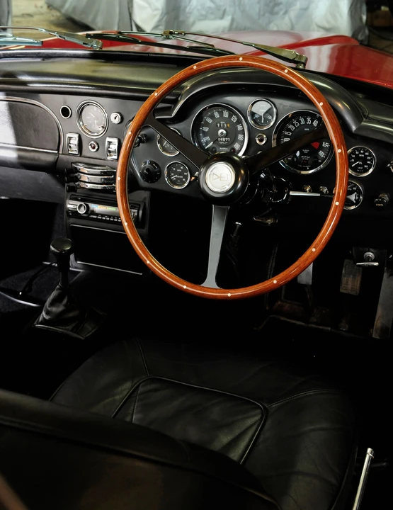 1969 Aston Martin DB6 - Image 8 of 20