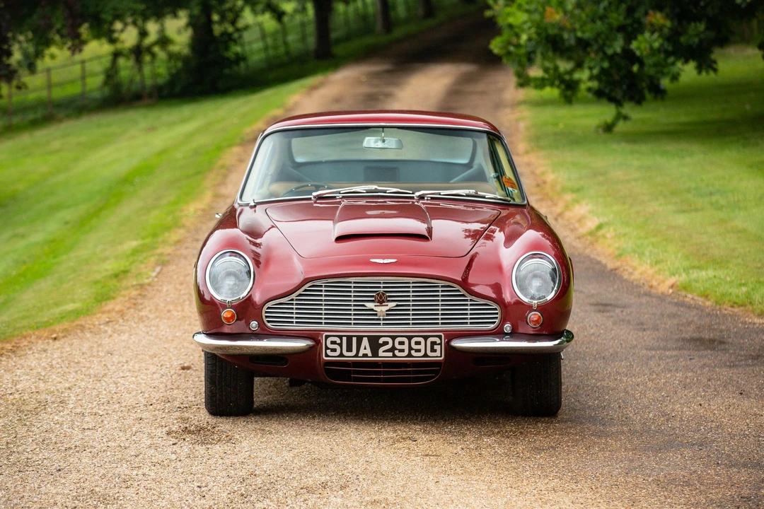 1969 Aston Martin DB6 Vantage - Image 22 of 31