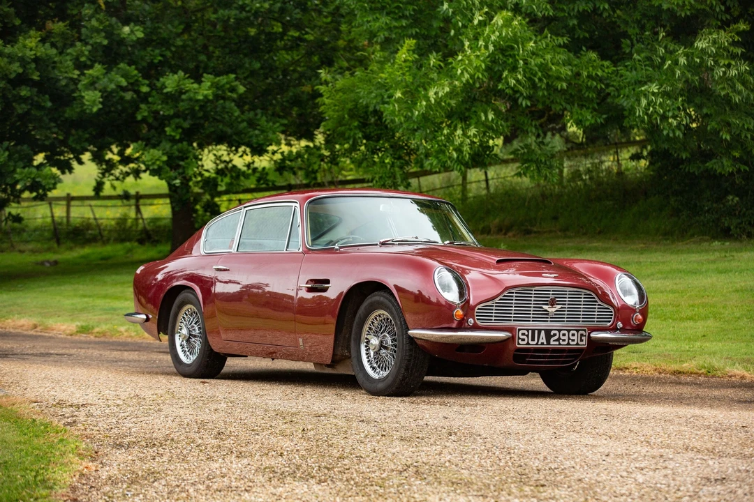 1969 Aston Martin DB6 Vantage - Image 16 of 31
