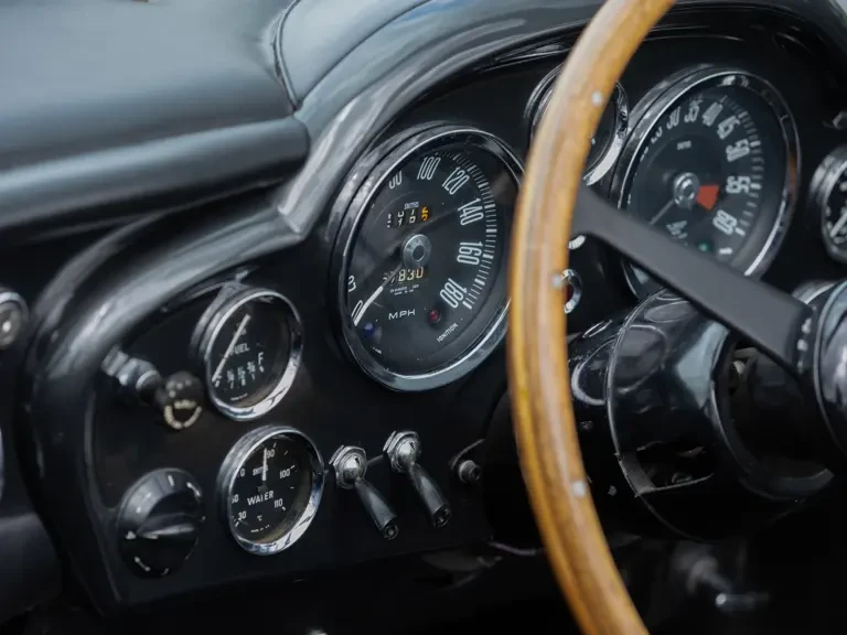 1969 Aston Martin DB6 - Image 26 of 31