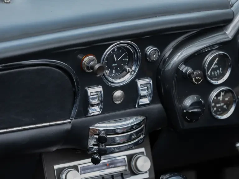 1969 Aston Martin DB6 - Image 24 of 31