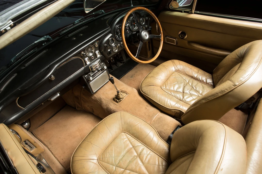 1969 Aston Martin DB6 Volante - Image 4 of 30