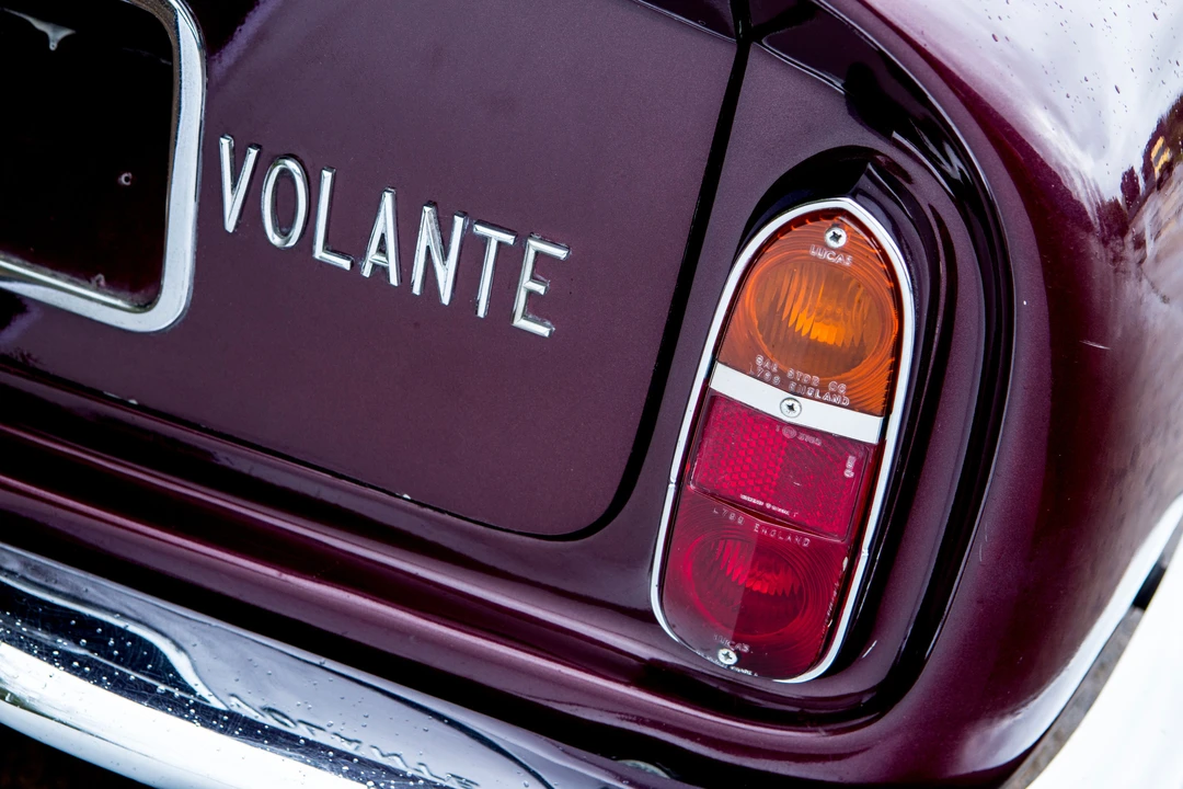 1969 Aston Martin DB6 Volante - Image 25 of 30
