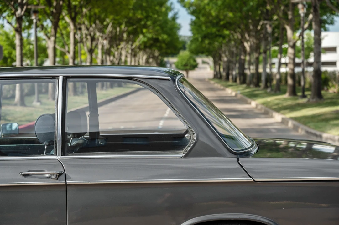 1969 BMW 2002 - Image 17 of 31