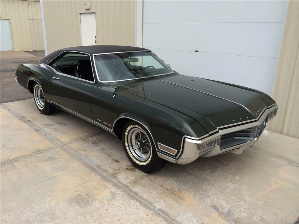 1969 Buick Riviera 2nd Gen - Image 2 of 4