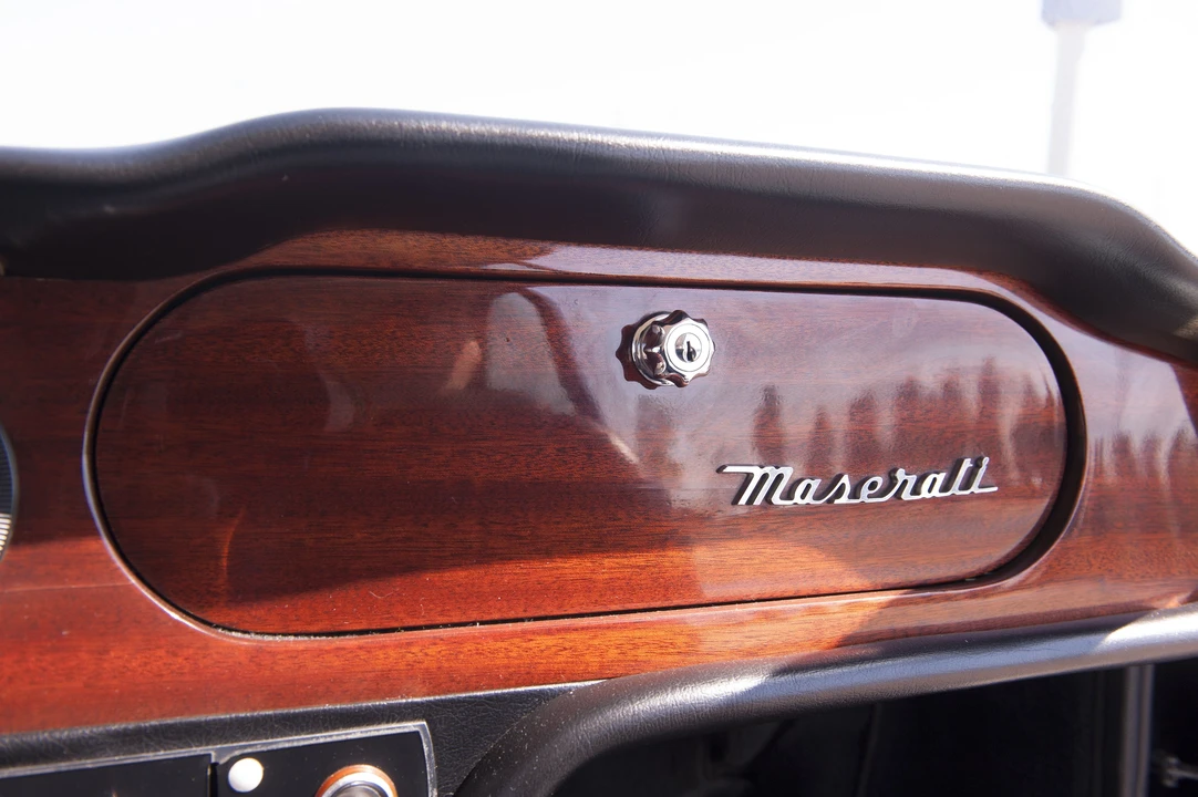 1969 Maserati Mexico - Image 10 of 27