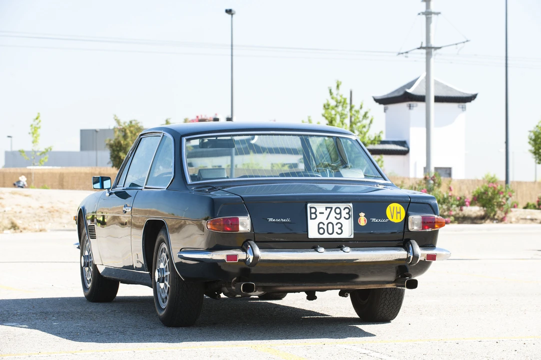 1969 Maserati Mexico - Image 6 of 27