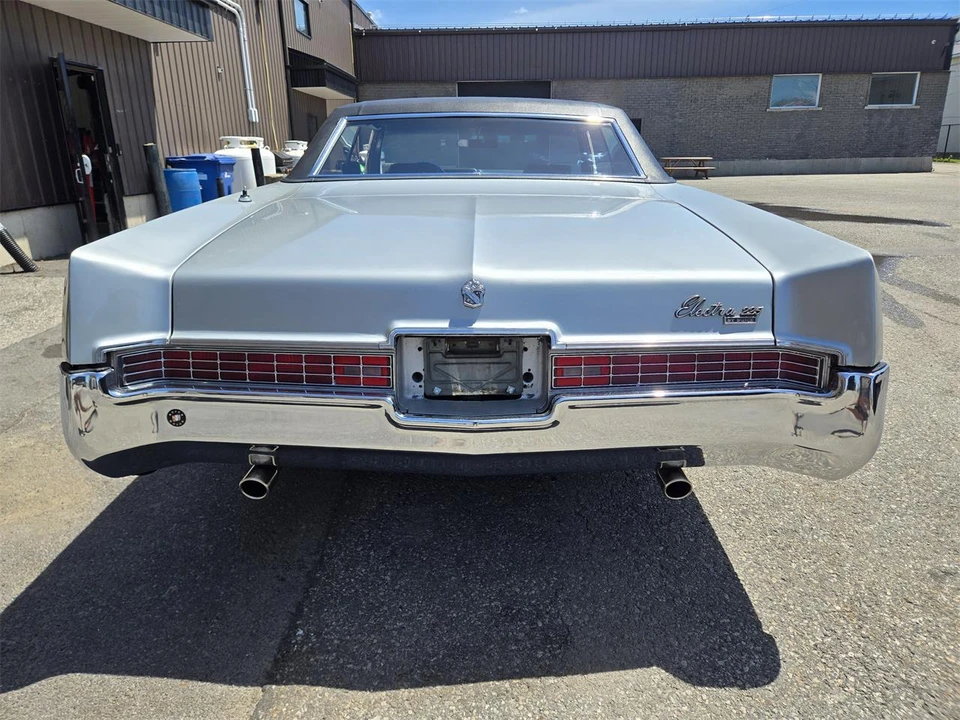 1969 Buick Electra - Image 7 of 24