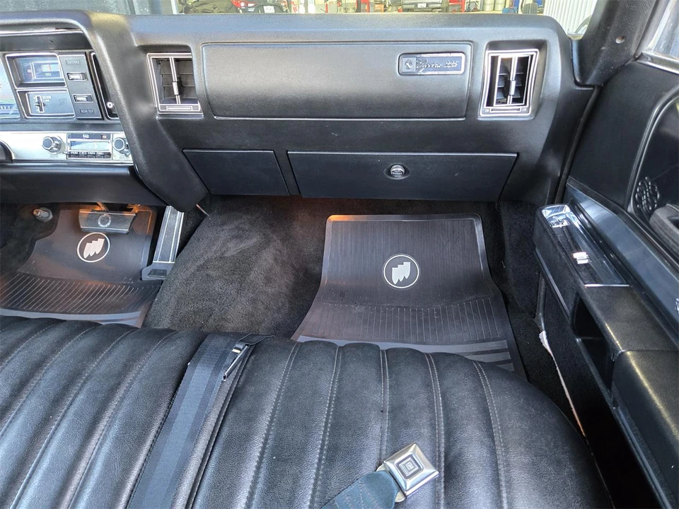1969 Buick Electra - Image 20 of 24