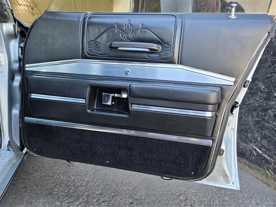 1969 Buick Electra - Image 22 of 24