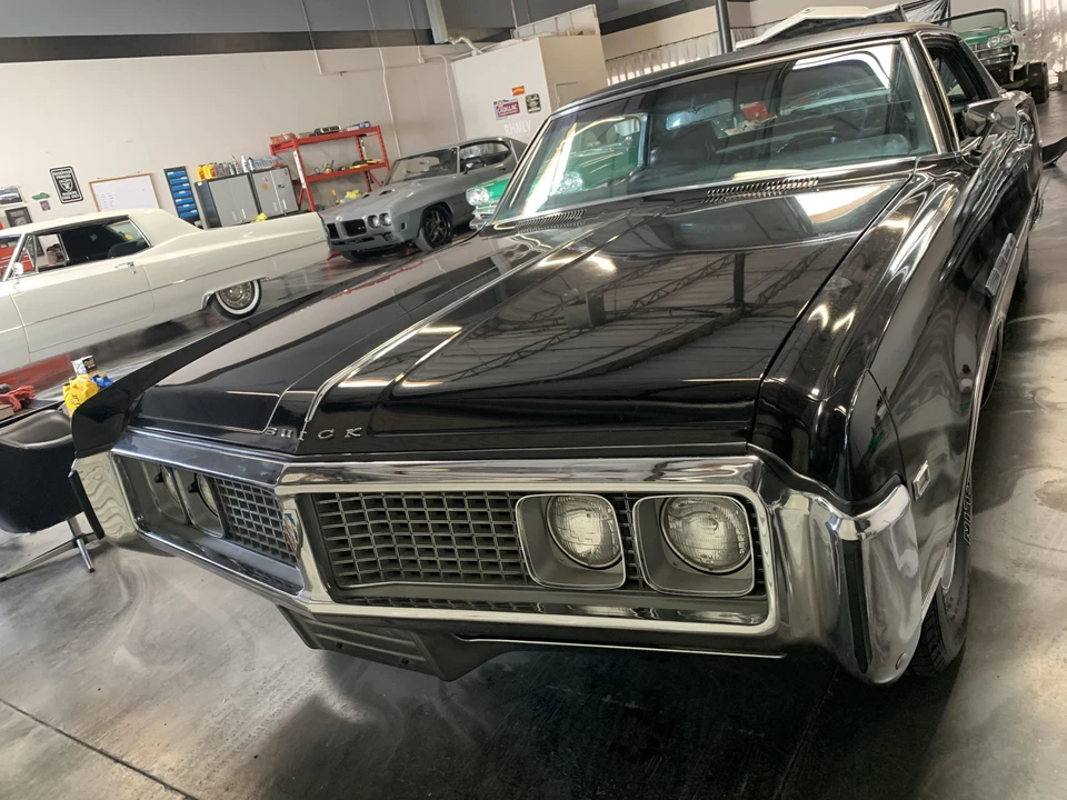 1969 Buick Electra - Image 11 of 31