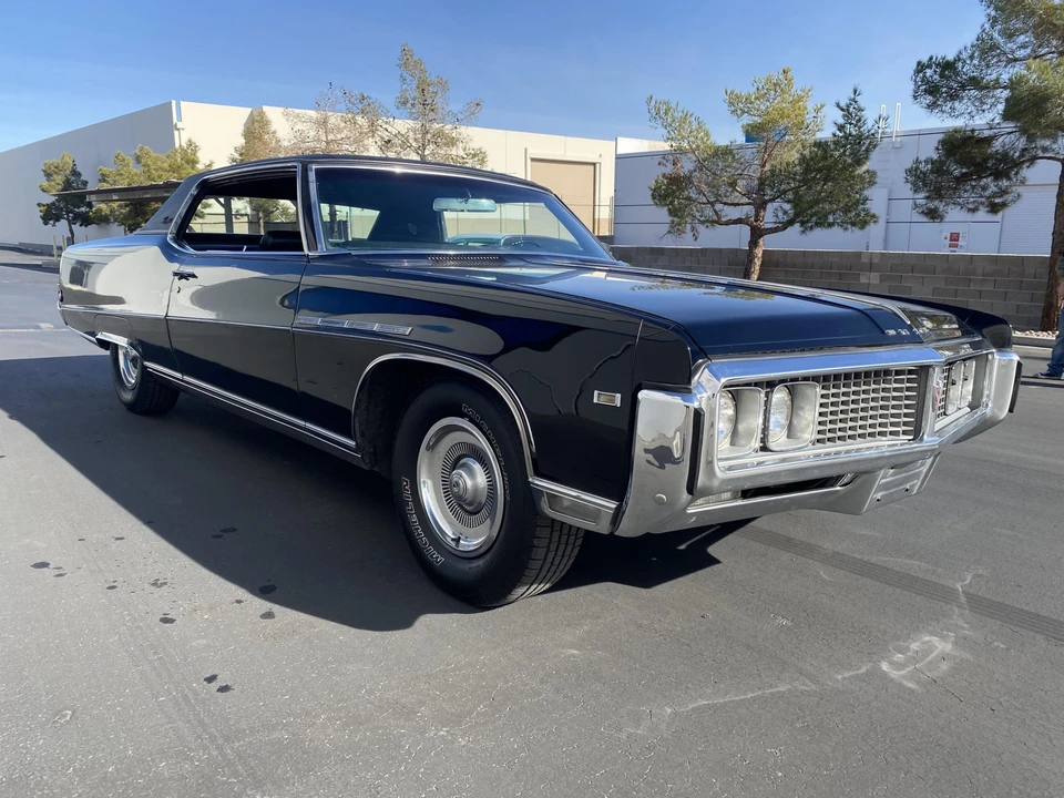 1969 Buick Electra - Image 2 of 31