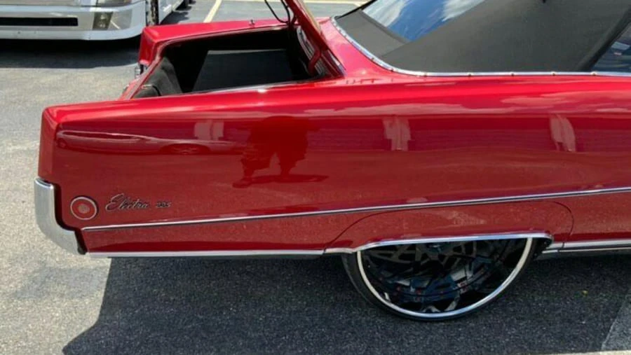 1969 Buick Electra - Image 18 of 25