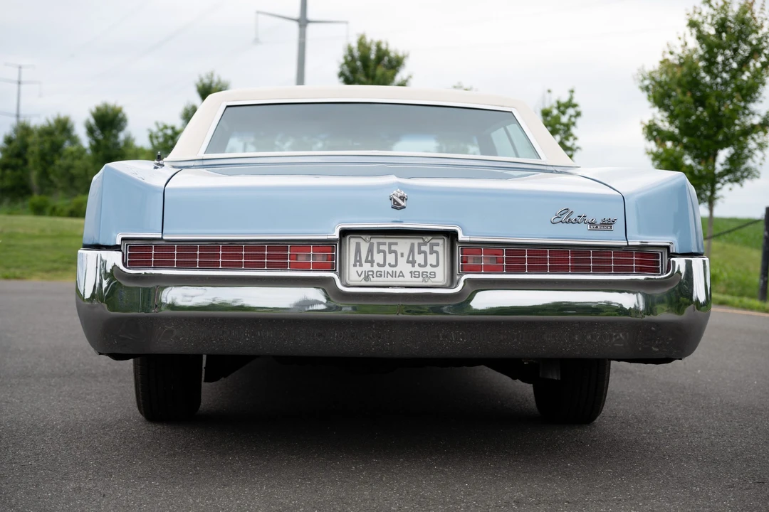 1969 Buick Electra - Image 11 of 31