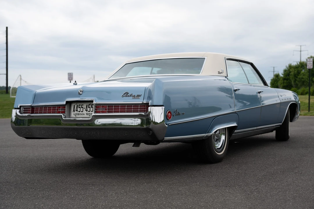 1969 Buick Electra - Image 13 of 31