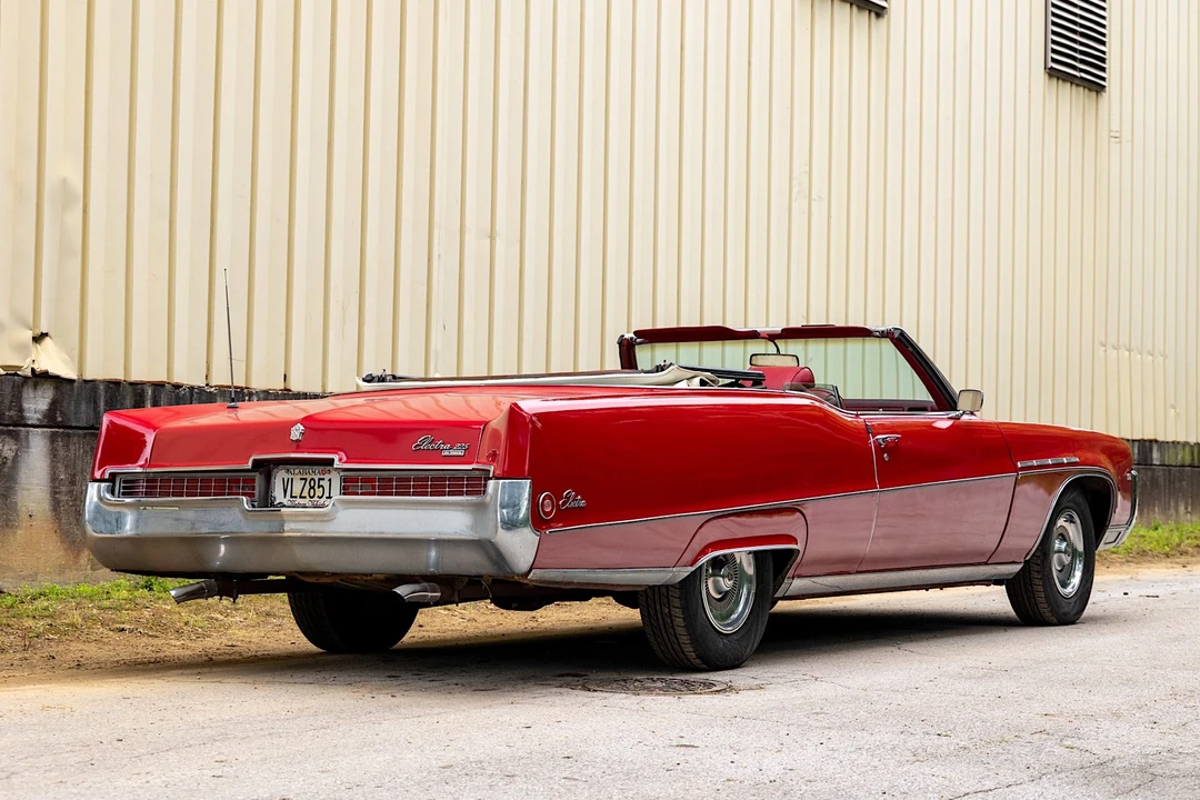1969 Buick Electra - Image 7 of 31