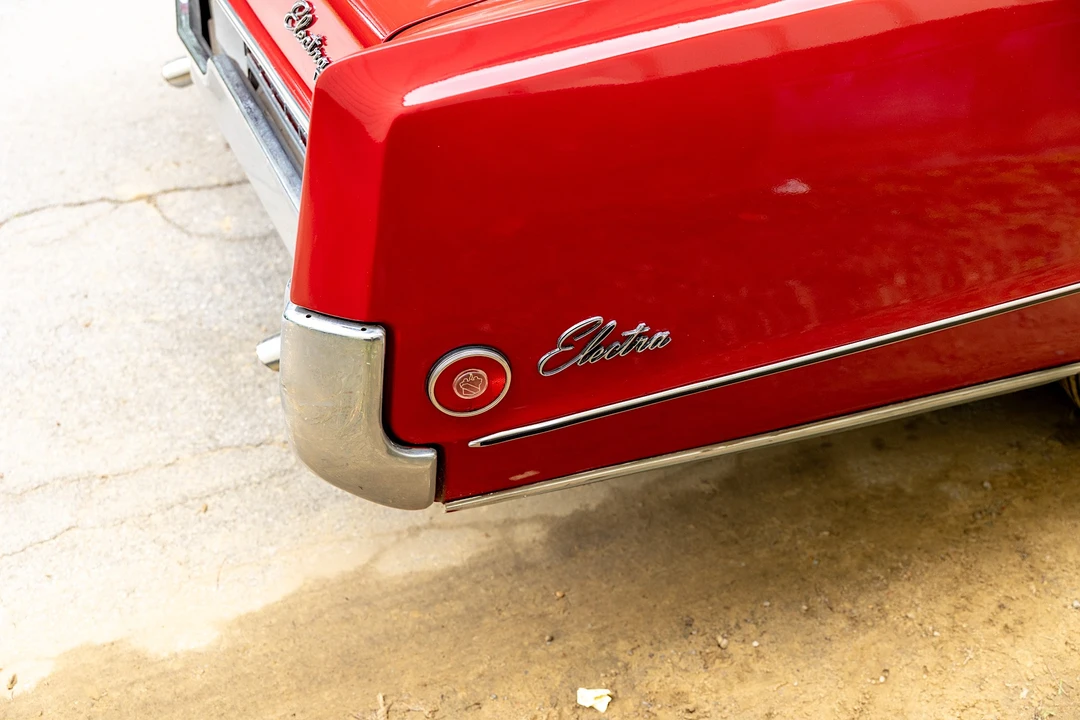 1969 Buick Electra - Image 12 of 31