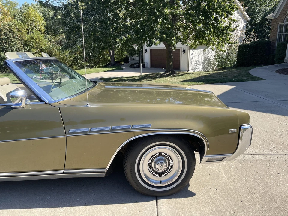 1969 Buick Electra - Image 24 of 31