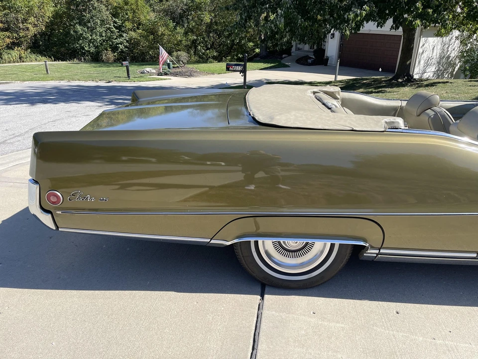1969 Buick Electra - Image 22 of 31
