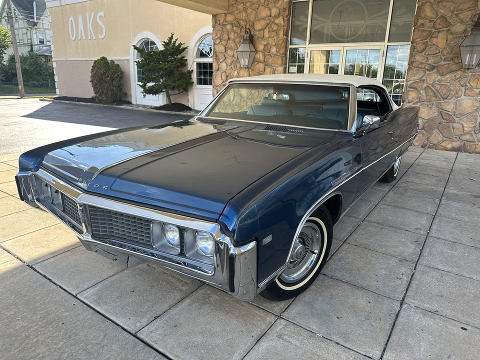 1969 Buick Electra - Image 13 of 31