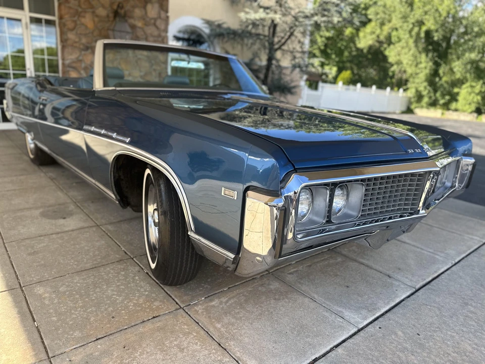1969 Buick Electra - Image 2 of 31
