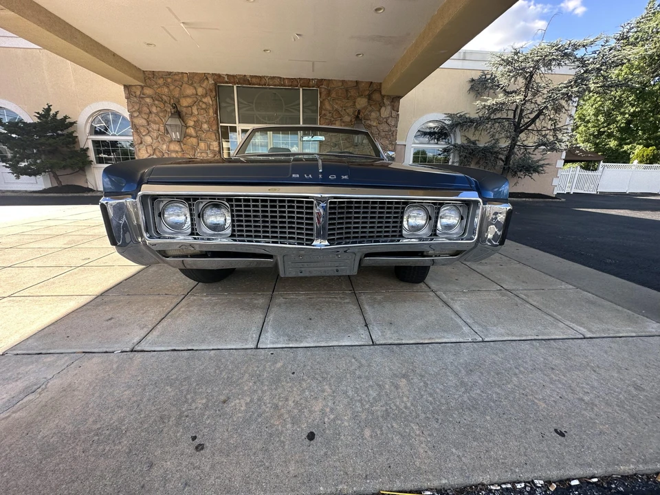 1969 Buick Electra - Image 12 of 31