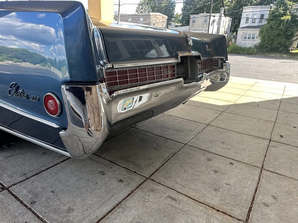 1969 Buick Electra - Image 28 of 31