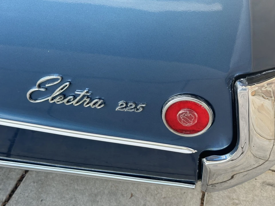 1969 Buick Electra - Image 27 of 31