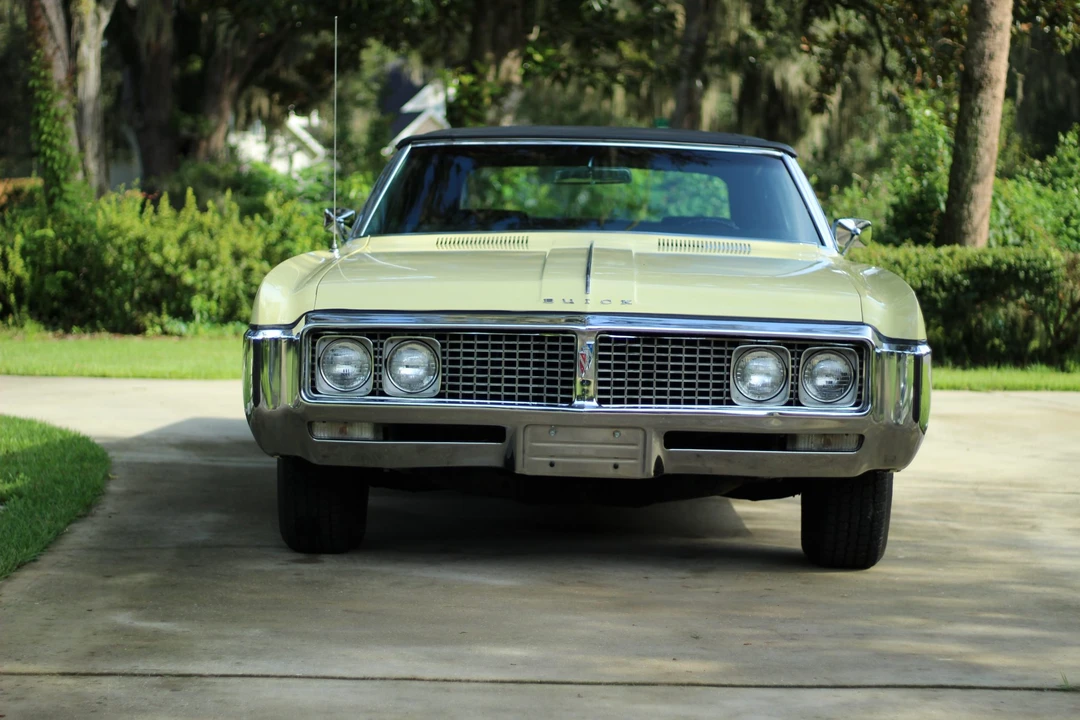 1969 Buick Electra - Image 14 of 31
