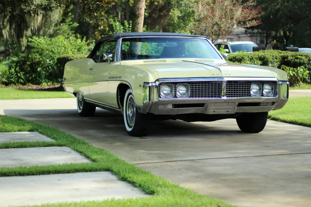 1969 Buick Electra - Image 7 of 31
