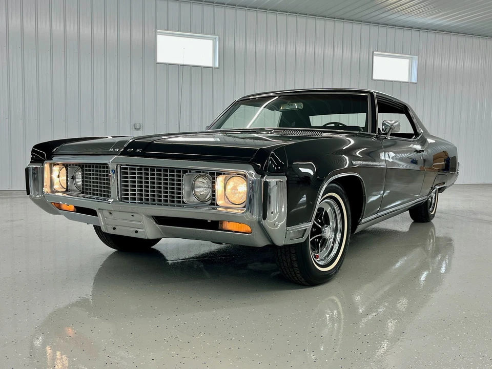 1969 Buick Electra - Image 2 of 31