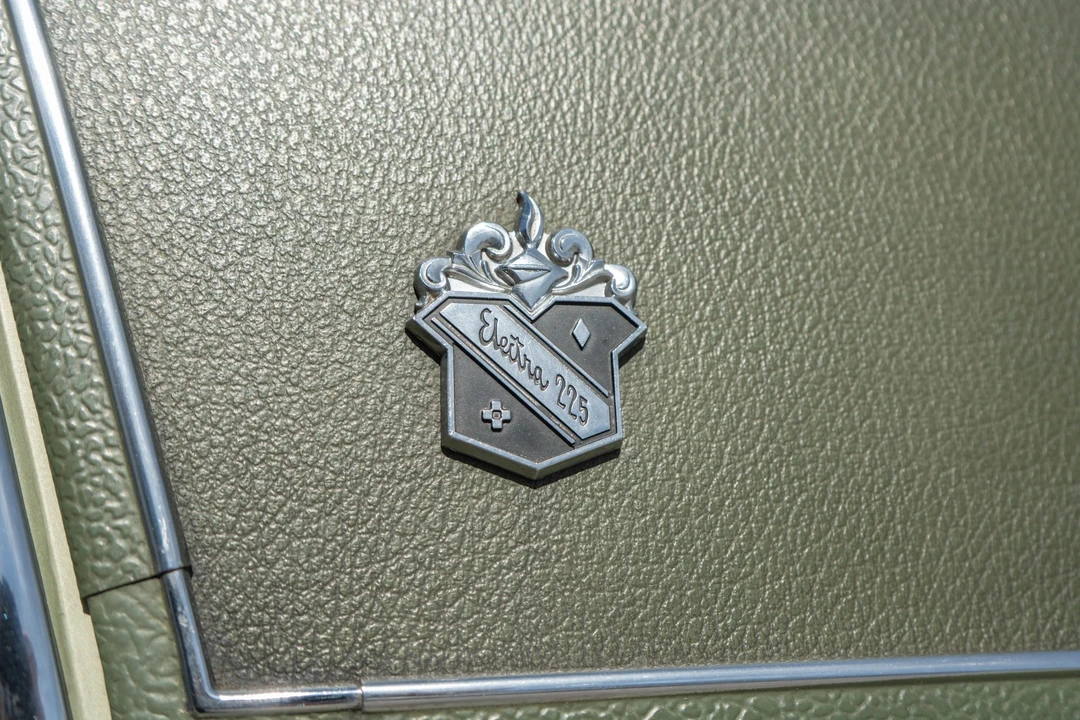1969 Buick Electra - Image 28 of 31