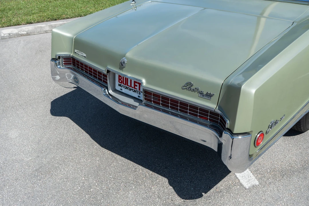 1969 Buick Electra - Image 16 of 31