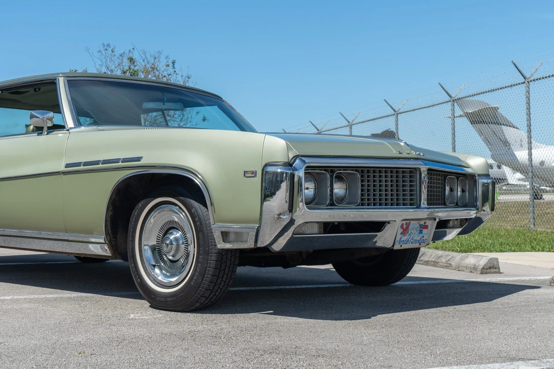 1969 Buick Electra - Image 9 of 31